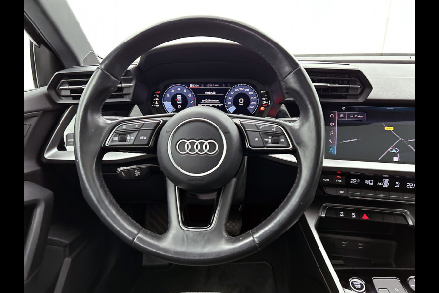 Audi A3 Limousine 30 TFSI Business edition (PANORAMADAK, ELEKT. WEGKLAPBARE TREKHAAK, SPORTSTOELEN, 1e EIGENAAR)