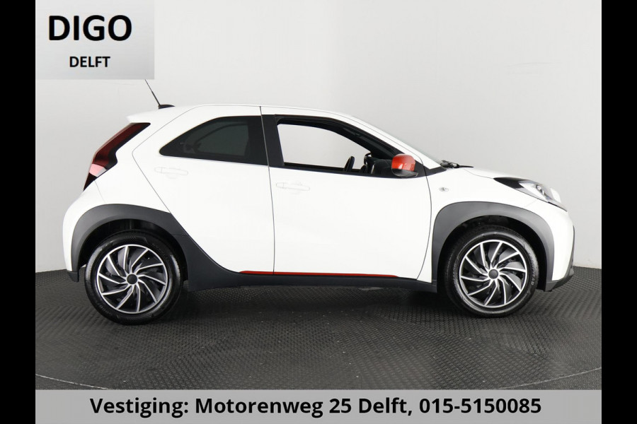 Toyota Aygo X 1.0 VVT-i PLAY SPECIAL EDITION GARANTIE 3-2034 AIRCO.CARPLAY NAVIGATIE.CAMERA ETC