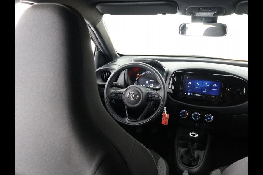 Toyota Aygo X 1.0 VVT-i PLAY SPECIAL EDITION GARANTIE 3-2034 AIRCO.CARPLAY NAVIGATIE.CAMERA ETC