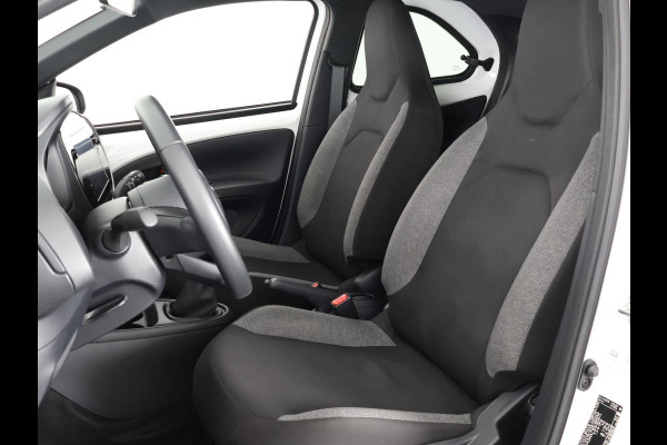 Toyota Aygo X 1.0 VVT-i PLAY SPECIAL EDITION GARANTIE 3-2034 AIRCO.CARPLAY NAVIGATIE.CAMERA ETC