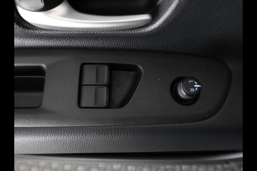 Toyota Aygo X 1.0 VVT-i PLAY SPECIAL EDITION GARANTIE 3-2034 AIRCO.CARPLAY NAVIGATIE.CAMERA ETC