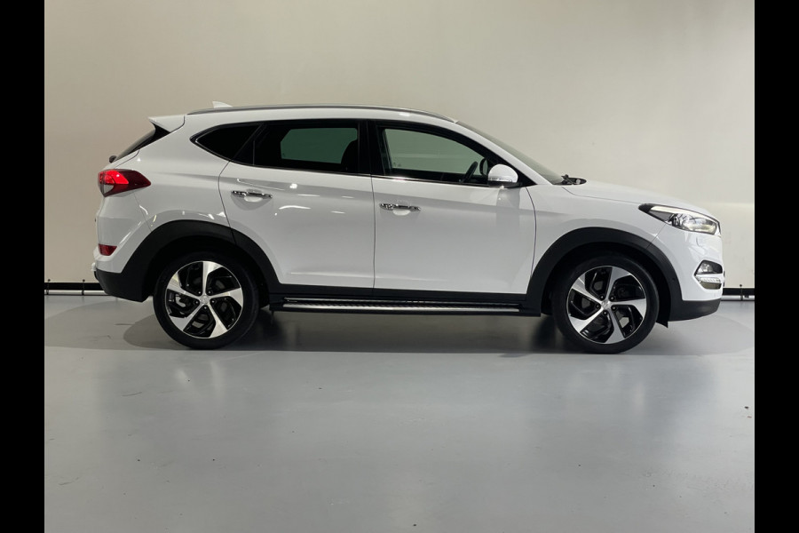 Hyundai Tucson 1.7 CRDi HP Premium Automaat / Camera / Navi / Leder / Trekhaak Hyundai Tucson 1.7 CRDi HP Premium Automaat / Camera / Navi / Leder / Trekhaak