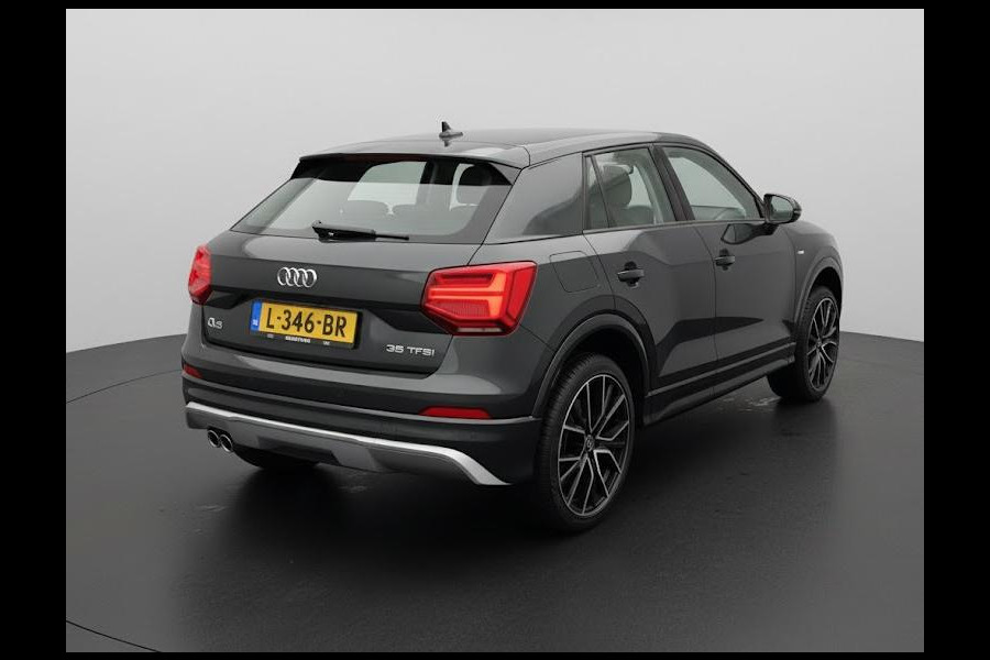 Audi Q2 35 TFSI Pro Line 150pk S-Tronic | Panoramadak | Navigatie | Verwarmbare voorstoelen | Led koplampen | Parkeercamera Audi Q2 35 TFSI Pro Line 150pk S-Tronic | Panoramadak | Navigatie | Verwarmbare voorstoelen | Led koplampen | Parkeercamera
