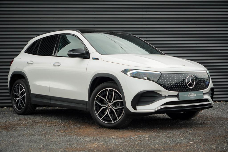 Mercedes-Benz EQA 250+ AMG Line 71 kWh / Pano / Adaptive Cruise / Stoelverwarming Mercedes-Benz EQA 250+ AMG Line 71 kWh / Pano / Adaptive Cruise / Stoelverwarming