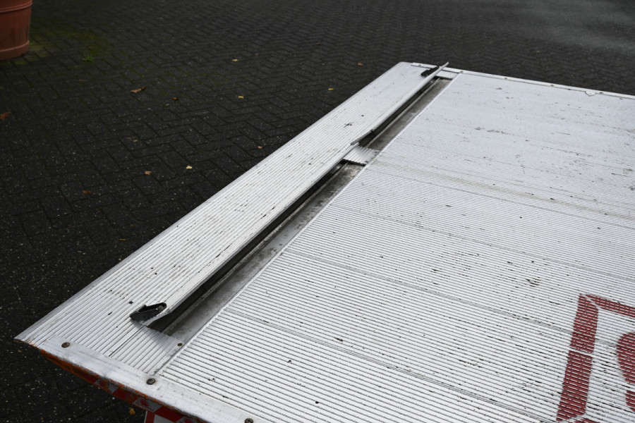 Mercedes-Benz Sprinter 519 CDI 3.0 V6 L3 Bakwagen met laadklep 3500 KG trekhaak, Dhollandia klep, Camera, Zijdeur