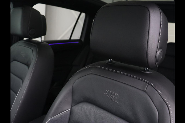 Volkswagen Tiguan 1.4 TSI eHybrid R-Line | Panoramadak | Leder | Trekhaak | 360 Camera | Sfeerverlichting | Adaptive cruise | 20'' | Carplay | Adaptief onderstel | Matrix LED | Park Assist | PHEV | Plug In Volkswagen Tiguan 1.4 TSI eHybrid R-Line | Panoramadak | Leder | Trekhaak | 360 Camera | Sfeerverlichting | Adaptive cruise | 20'' | Carplay | Adaptief onderstel | Matrix LED | Park Assist | PHEV | Plug In