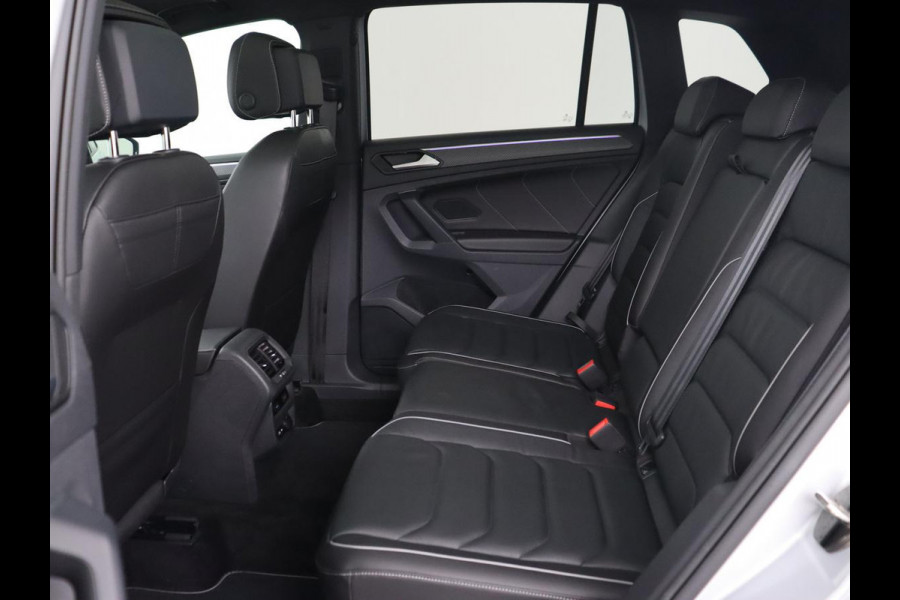 Volkswagen Tiguan 1.4 TSI eHybrid R-Line | Panoramadak | Leder | Trekhaak | 360 Camera | Sfeerverlichting | Adaptive cruise | 20'' | Carplay | Adaptief onderstel | Matrix LED | Park Assist | PHEV | Plug In Volkswagen Tiguan 1.4 TSI eHybrid R-Line | Panoramadak | Leder | Trekhaak | 360 Camera | Sfeerverlichting | Adaptive cruise | 20'' | Carplay | Adaptief onderstel | Matrix LED | Park Assist | PHEV | Plug In