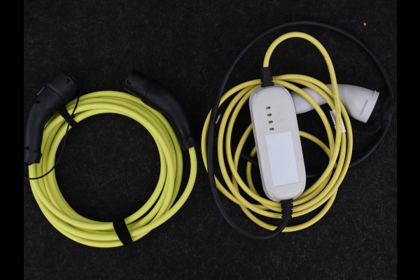 Volkswagen Tiguan 1.4 TSI eHybrid R-Line | Panoramadak | Leder | Trekhaak | 360 Camera | Sfeerverlichting | Adaptive cruise | 20'' | Carplay | Adaptief onderstel | Matrix LED | Park Assist | PHEV | Plug In Volkswagen Tiguan 1.4 TSI eHybrid R-Line | Panoramadak | Leder | Trekhaak | 360 Camera | Sfeerverlichting | Adaptive cruise | 20'' | Carplay | Adaptief onderstel | Matrix LED | Park Assist | PHEV | Plug In