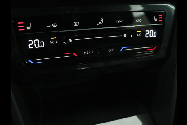 Volkswagen Tiguan 1.4 TSI eHybrid R-Line | Panoramadak | Leder | Trekhaak | 360 Camera | Sfeerverlichting | Adaptive cruise | 20'' | Carplay | Adaptief onderstel | Matrix LED | Park Assist | PHEV | Plug In Volkswagen Tiguan 1.4 TSI eHybrid R-Line | Panoramadak | Leder | Trekhaak | 360 Camera | Sfeerverlichting | Adaptive cruise | 20'' | Carplay | Adaptief onderstel | Matrix LED | Park Assist | PHEV | Plug In