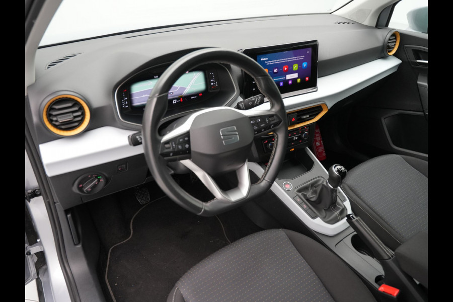 Seat Arona 1.0 TSI 110pk style Navigatie Clima Keyless Camera Virtual cockpit Carplay 158 Seat Arona 1.0 TSI 110pk style Navigatie Clima Keyless Camera Virtual cockpit Carplay 158