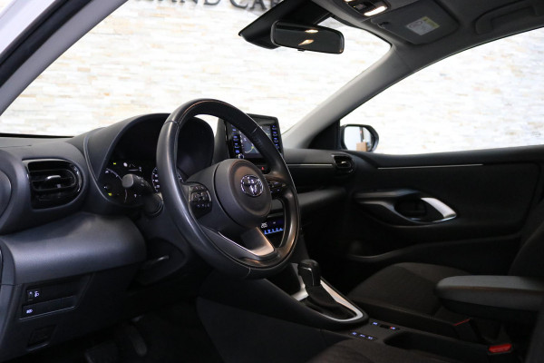 Toyota Yaris 1.5 Hybrid Active | CAMERA | NL AUTO | NAP | Toyota Yaris 1.5 Hybrid Active | CAMERA | NL AUTO | NAP |