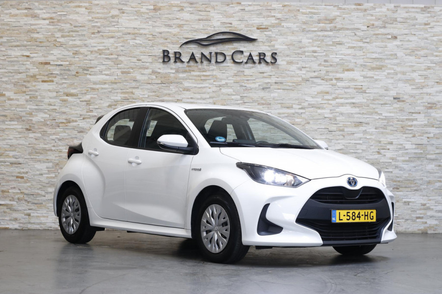 Toyota Yaris 1.5 Hybrid Active | CAMERA | NL AUTO | NAP | Toyota Yaris 1.5 Hybrid Active | CAMERA | NL AUTO | NAP |