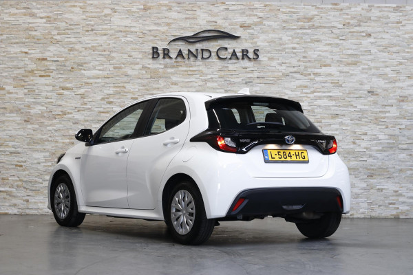 Toyota Yaris 1.5 Hybrid Active | CAMERA | NL AUTO | NAP | Toyota Yaris 1.5 Hybrid Active | CAMERA | NL AUTO | NAP |