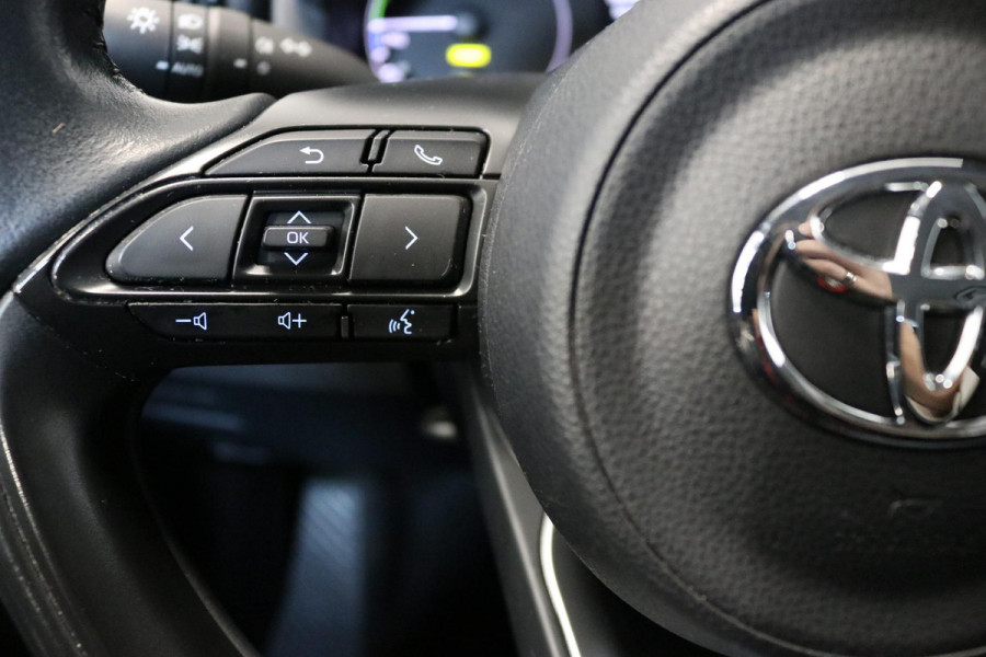 Toyota Yaris 1.5 Hybrid Active | CAMERA | NL AUTO | NAP | Toyota Yaris 1.5 Hybrid Active | CAMERA | NL AUTO | NAP |