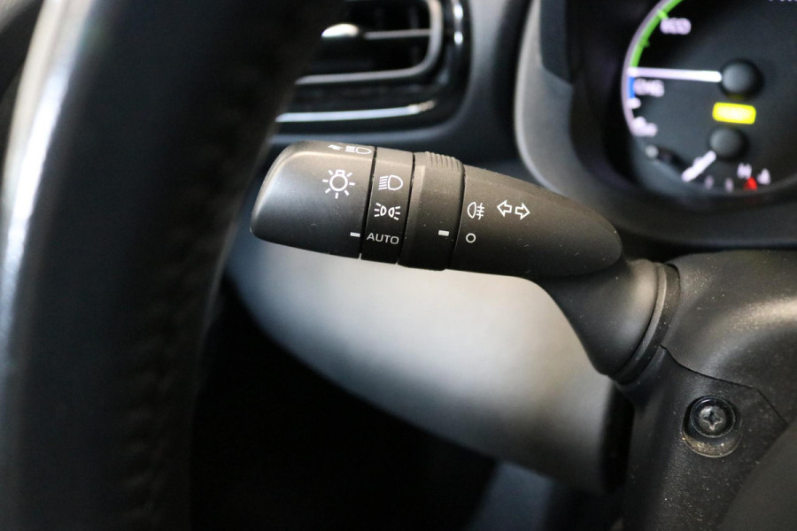 Toyota Yaris 1.5 Hybrid Active | CAMERA | NL AUTO | NAP | Toyota Yaris 1.5 Hybrid Active | CAMERA | NL AUTO | NAP |