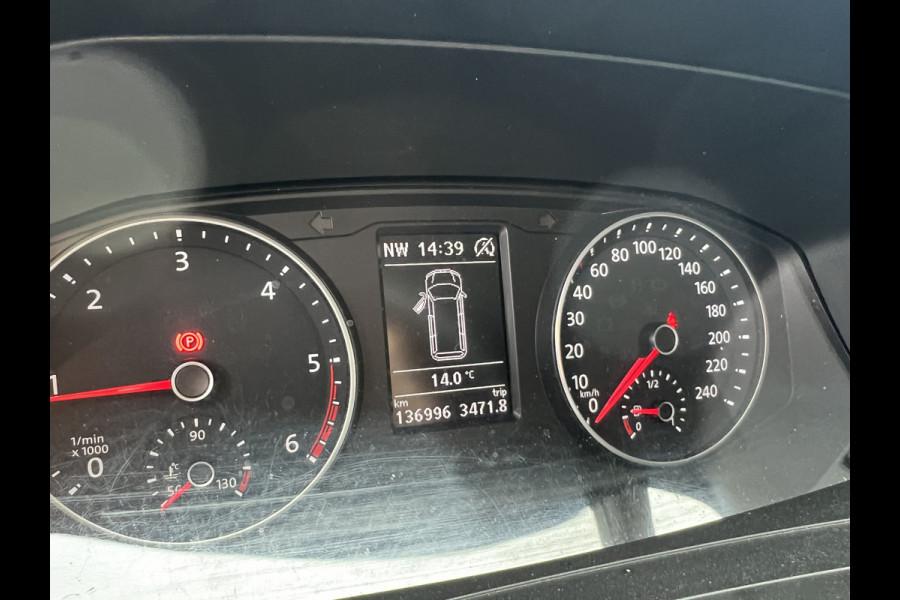 Volkswagen Transporter 2.0 TDI L2H1 Imperiaal/Navi/Trekhaak