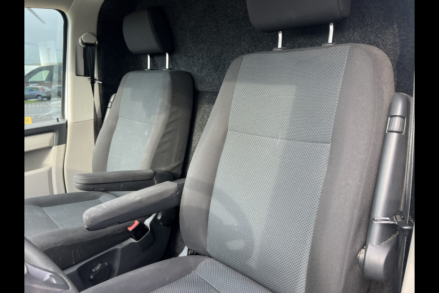 Volkswagen Transporter 2.0 TDI L2H1 Imperiaal/Navi/Trekhaak