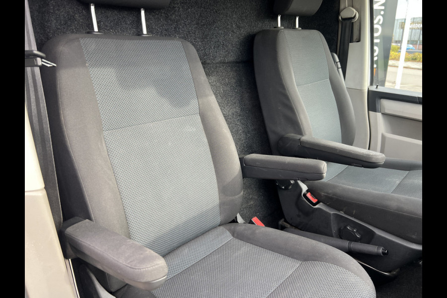 Volkswagen Transporter 2.0 TDI L2H1 Imperiaal/Navi/Trekhaak