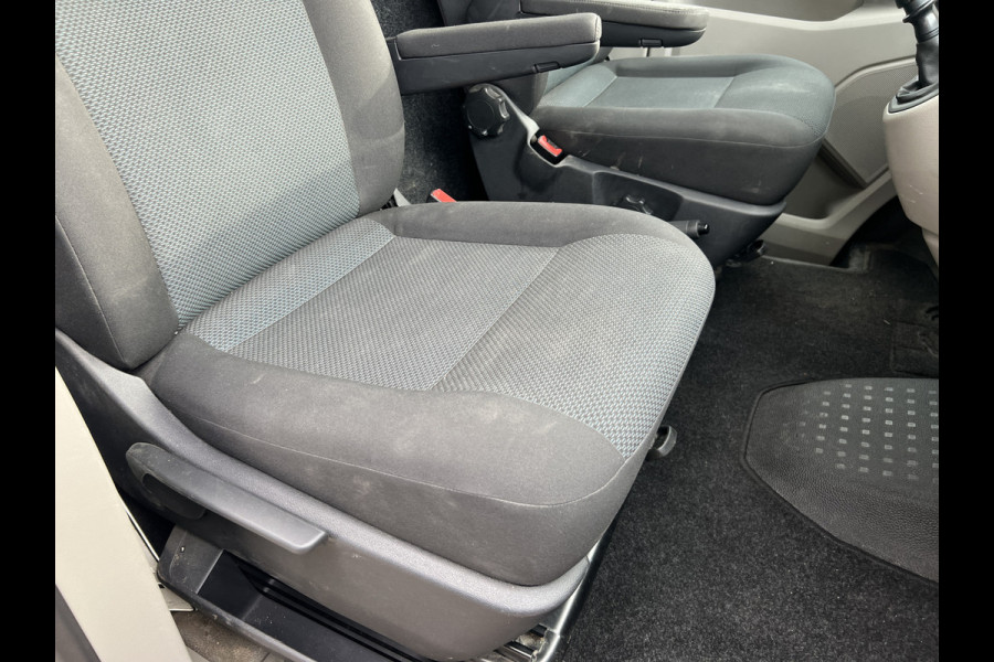 Volkswagen Transporter 2.0 TDI L2H1 Imperiaal/Navi/Trekhaak