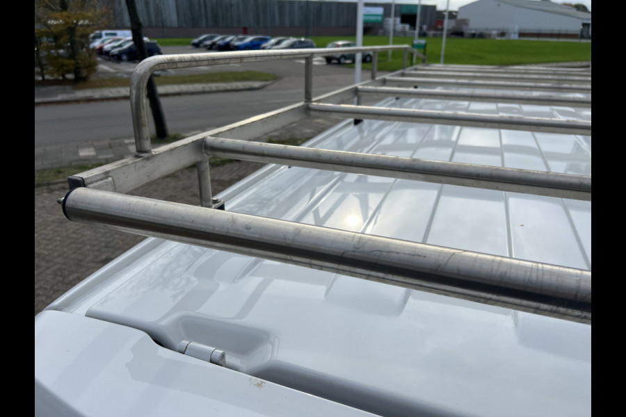 Volkswagen Transporter 2.0 TDI L2H1 Imperiaal/Navi/Trekhaak