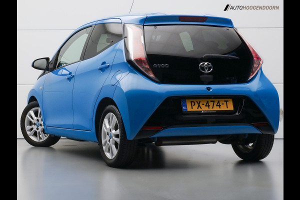 Toyota Aygo 1.0 VVT-i x-joy (NAVIGATIE,LED VERLICHTING,AIRCO,CRUISE,CAMERA,LANE-ASSIST,NIEUWE APK,LM-VELGEN,TOPCONDITIE) Toyota Aygo 1.0 VVT-i x-joy (NAVIGATIE,LED VERLICHTING,AIRCO,CRUISE,CAMERA,LANE-ASSIST,NIEUWE APK,LM-VELGEN,TOPCONDITIE)