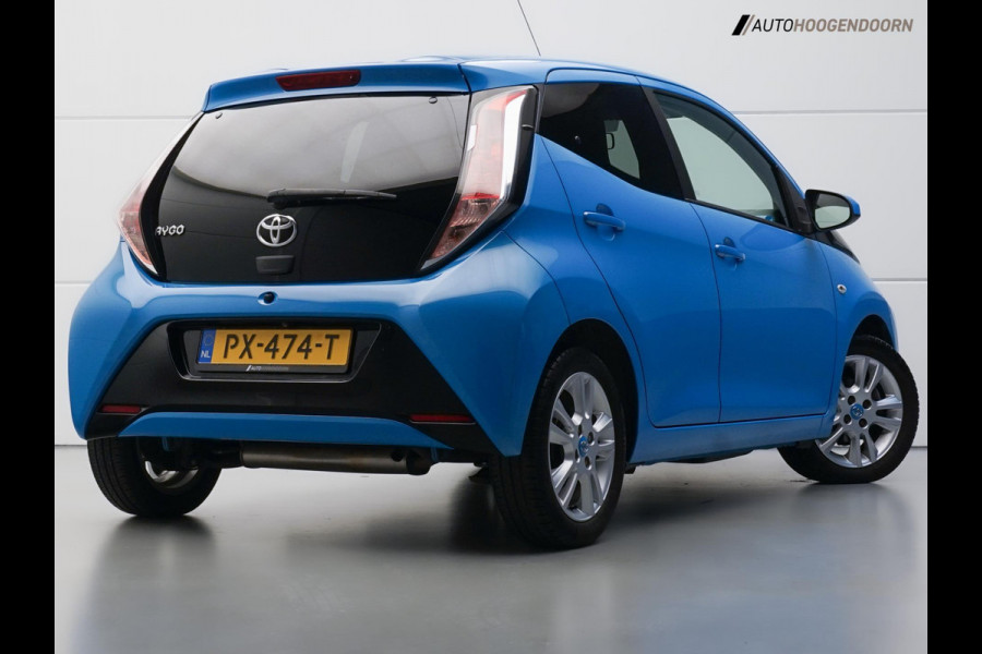 Toyota Aygo 1.0 VVT-i x-joy (NAVIGATIE,LED VERLICHTING,AIRCO,CRUISE,CAMERA,LANE-ASSIST,NIEUWE APK,LM-VELGEN,TOPCONDITIE) Toyota Aygo 1.0 VVT-i x-joy (NAVIGATIE,LED VERLICHTING,AIRCO,CRUISE,CAMERA,LANE-ASSIST,NIEUWE APK,LM-VELGEN,TOPCONDITIE)