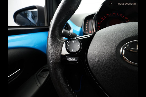 Toyota Aygo 1.0 VVT-i x-joy (NAVIGATIE,LED VERLICHTING,AIRCO,CRUISE,CAMERA,LANE-ASSIST,NIEUWE APK,LM-VELGEN,TOPCONDITIE) Toyota Aygo 1.0 VVT-i x-joy (NAVIGATIE,LED VERLICHTING,AIRCO,CRUISE,CAMERA,LANE-ASSIST,NIEUWE APK,LM-VELGEN,TOPCONDITIE)