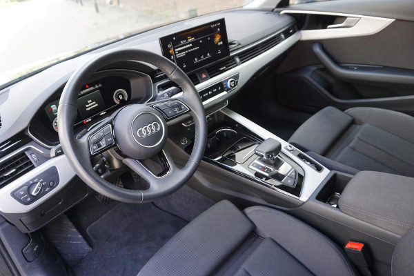 Audi A4 Limousine 35 TFSI 150PK Virtual Cockpit/Sportstoelen/ Origineel Nederlands/1e Eigenaar. Audi A4 Limousine 35 TFSI 150PK Virtual Cockpit/Sportstoelen/ Origineel Nederlands/1e Eigenaar.