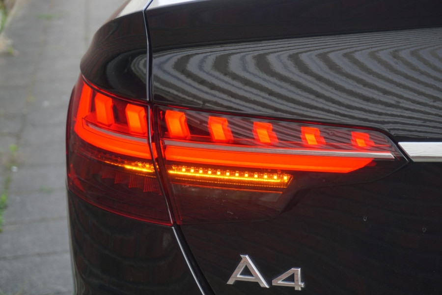 Audi A4 Limousine 35 TFSI 150PK Virtual Cockpit/Sportstoelen/ Origineel Nederlands/1e Eigenaar. Audi A4 Limousine 35 TFSI 150PK Virtual Cockpit/Sportstoelen/ Origineel Nederlands/1e Eigenaar.