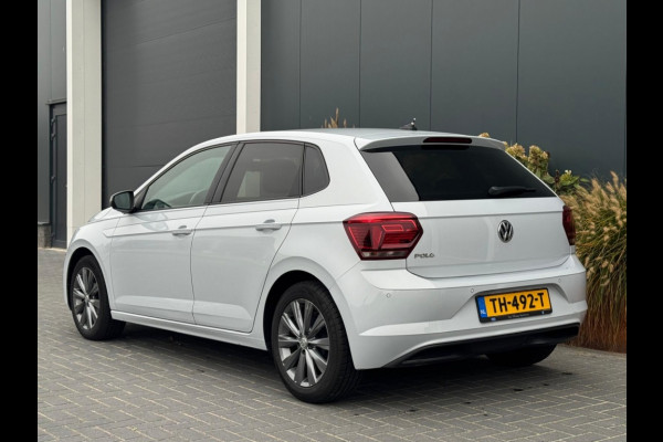 Volkswagen Polo 1.0 TSI Highline NAVI APPLE CARPLAY SPORTVELGEN PDC LEDER Volkswagen Polo 1.0 TSI Highline NAVI APPLE CARPLAY SPORTVELGEN PDC LEDER