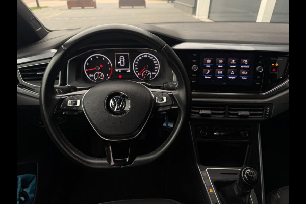 Volkswagen Polo 1.0 TSI Highline NAVI APPLE CARPLAY SPORTVELGEN PDC LEDER Volkswagen Polo 1.0 TSI Highline NAVI APPLE CARPLAY SPORTVELGEN PDC LEDER