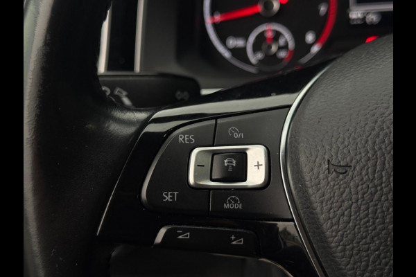 Volkswagen Polo 1.0 TSI Highline NAVI APPLE CARPLAY SPORTVELGEN PDC LEDER Volkswagen Polo 1.0 TSI Highline NAVI APPLE CARPLAY SPORTVELGEN PDC LEDER