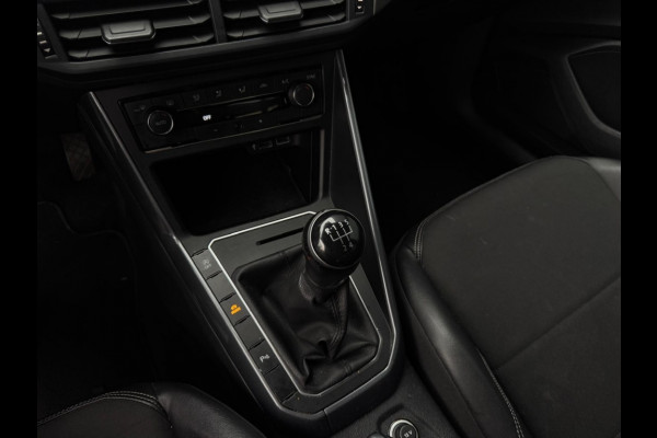 Volkswagen Polo 1.0 TSI Highline NAVI APPLE CARPLAY SPORTVELGEN PDC LEDER Volkswagen Polo 1.0 TSI Highline NAVI APPLE CARPLAY SPORTVELGEN PDC LEDER