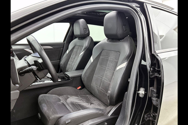 Opel Astra Sports Tourer 1.2T 130PK Ultimate PANO | HEAD-UP | AD-CRUISE | LED | CARPLAY Opel Astra Sports Tourer 1.2T 130PK Ultimate PANO | HEAD-UP | AD-CRUISE | LED | CARPLAY