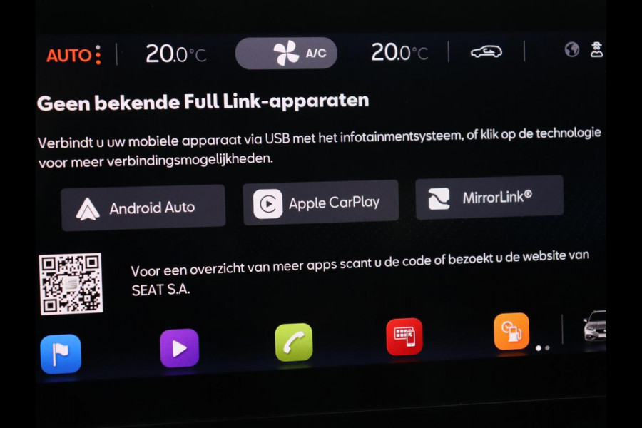 Seat Leon 1.5 TSI FR Business Intense | Trekhaak | Carplay | Adaptive cruise | Navigatie | Sportstoelen | Camera | Dodehoek detectie | Parkeerhulp | DAB | Full LED