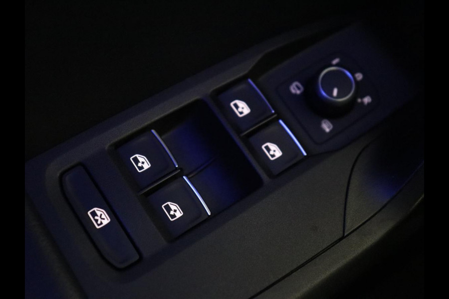 Seat Leon 1.5 TSI FR Business Intense | Trekhaak | Carplay | Adaptive cruise | Navigatie | Sportstoelen | Camera | Dodehoek detectie | Parkeerhulp | DAB | Full LED