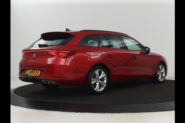 Seat Leon 1.5 TSI FR Business Intense | Trekhaak | Carplay | Adaptive cruise | Navigatie | Sportstoelen | Camera | Dodehoek detectie | Parkeerhulp | DAB | Full LED