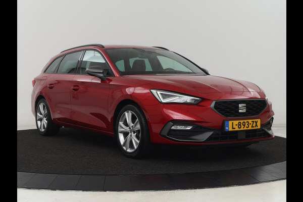 Seat Leon 1.5 TSI FR Business Intense | Trekhaak | Carplay | Adaptive cruise | Navigatie | Sportstoelen | Camera | Dodehoek detectie | Parkeerhulp | DAB | Full LED