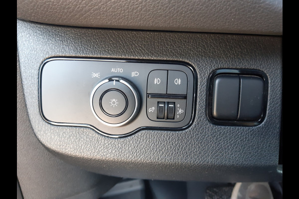 Mercedes-Benz Sprinter Pick-up 150Pk CDI Dubbel Cabine 6-pers. Automaat Trekhaak Cruisecontrol Airco Mercedes-Benz Sprinter Pick-up 150Pk CDI Dubbel Cabine 6-pers. Automaat Trekhaak Cruisecontrol Airco