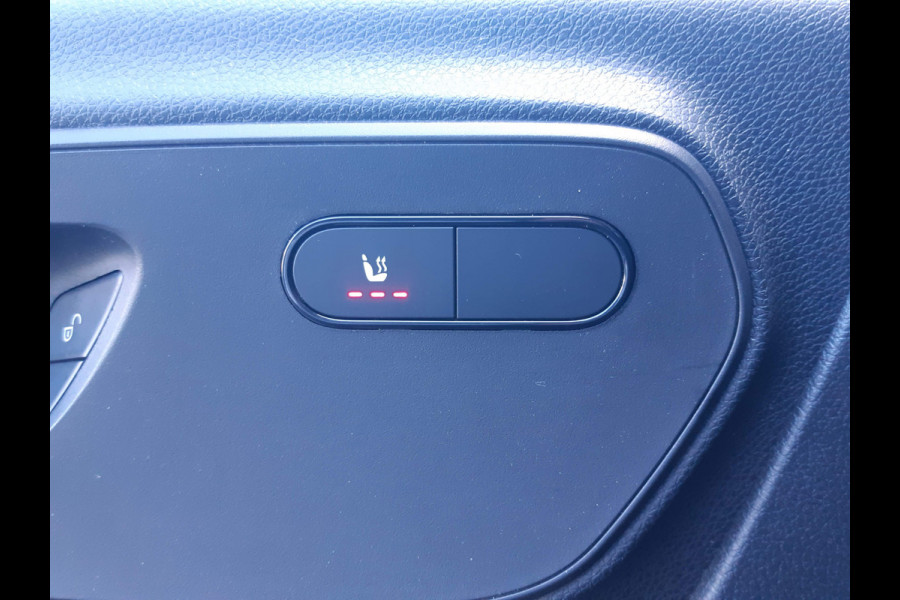 Mercedes-Benz Sprinter Pick-up 150Pk CDI Dubbel Cabine 6-pers. Automaat Trekhaak Cruisecontrol Airco Mercedes-Benz Sprinter Pick-up 150Pk CDI Dubbel Cabine 6-pers. Automaat Trekhaak Cruisecontrol Airco