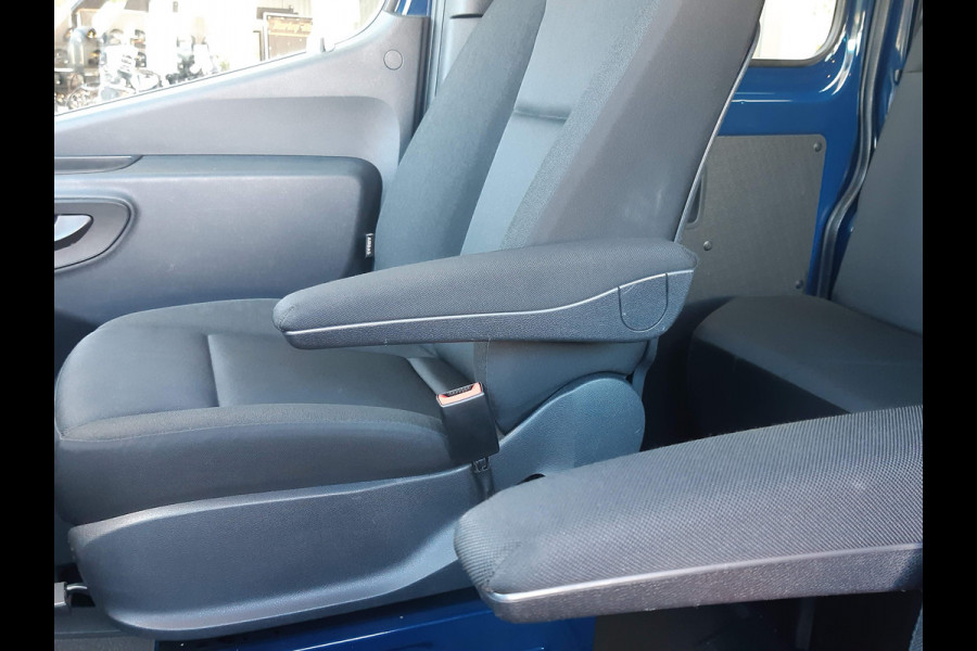 Mercedes-Benz Sprinter Pick-up 150Pk CDI Dubbel Cabine 6-pers. Automaat Trekhaak Cruisecontrol Airco Mercedes-Benz Sprinter Pick-up 150Pk CDI Dubbel Cabine 6-pers. Automaat Trekhaak Cruisecontrol Airco