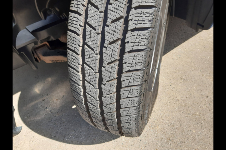 Mercedes-Benz Sprinter Pick-up 150Pk CDI Dubbel Cabine 6-pers. Automaat Trekhaak Cruisecontrol Airco Mercedes-Benz Sprinter Pick-up 150Pk CDI Dubbel Cabine 6-pers. Automaat Trekhaak Cruisecontrol Airco