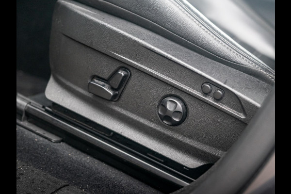 Alfa Romeo Stelvio 2.0 Turbo Aut. AWD B-Tech | Navi | Xenon | Camera | Veloce Int. | Schuif/Kanteldak | 20" | Apple Carplay | Keyless | Dashboard Leder