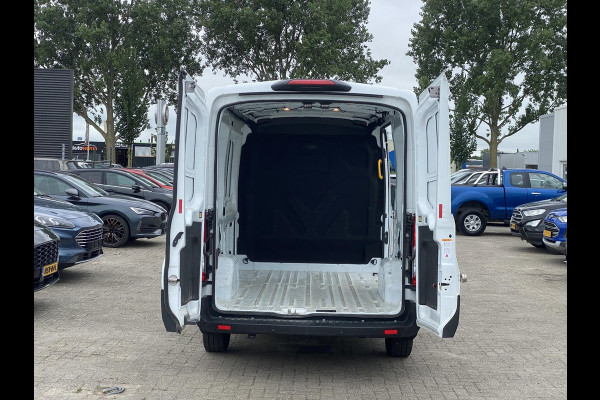 Ford Transit 310 2.0 TDCI L2H2 Trend 130pk | SCI | 12 inch SYNC 4 | Draadloos Apple Carplay/Android auto | Achteruitrijcamera incl. Downlighter | Digitale Cockpit Ford Transit 310 2.0 TDCI L2H2 Trend 130pk | SCI | 12 inch SYNC 4 | Draadloos Apple Carplay/Android auto | Achteruitrijcamera incl. Downlighter | Digitale Cockpit
