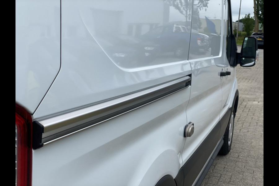 Ford Transit 310 2.0 TDCI L2H2 Trend 130pk | SCI | 12 inch SYNC 4 | Draadloos Apple Carplay/Android auto | Achteruitrijcamera incl. Downlighter | Digitale Cockpit Ford Transit 310 2.0 TDCI L2H2 Trend 130pk | SCI | 12 inch SYNC 4 | Draadloos Apple Carplay/Android auto | Achteruitrijcamera incl. Downlighter | Digitale Cockpit