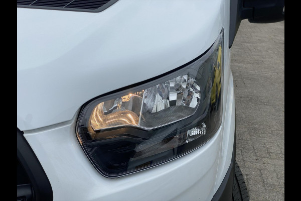 Ford Transit 310 2.0 TDCI L2H2 Trend 130pk | SCI | 12 inch SYNC 4 | Draadloos Apple Carplay/Android auto | Achteruitrijcamera incl. Downlighter | Digitale Cockpit Ford Transit 310 2.0 TDCI L2H2 Trend 130pk | SCI | 12 inch SYNC 4 | Draadloos Apple Carplay/Android auto | Achteruitrijcamera incl. Downlighter | Digitale Cockpit