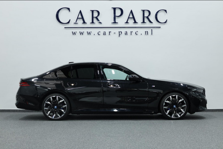 BMW 5 Serie 530e Individual M-Sport BTW/LASER/VIRTUAL/SFEER/PANO/LEER+S.VERWARMING+MEMORY/LMV/360/ACC/ECC/FABRIEKSGARANTIE! BMW 5 Serie 530e Individual M-Sport BTW/LASER/VIRTUAL/SFEER/PANO/LEER+S.VERWARMING+MEMORY/LMV/360/ACC/ECC/FABRIEKSGARANTIE!