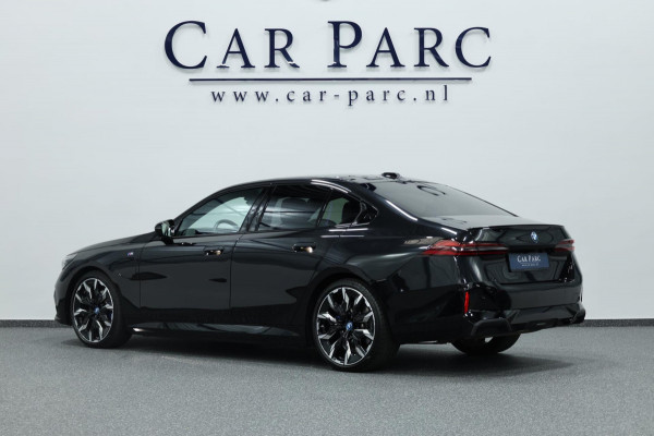 BMW 5 Serie 530e Individual M-Sport BTW/LASER/VIRTUAL/SFEER/PANO/LEER+S.VERWARMING+MEMORY/LMV/360/ACC/ECC/FABRIEKSGARANTIE! BMW 5 Serie 530e Individual M-Sport BTW/LASER/VIRTUAL/SFEER/PANO/LEER+S.VERWARMING+MEMORY/LMV/360/ACC/ECC/FABRIEKSGARANTIE!