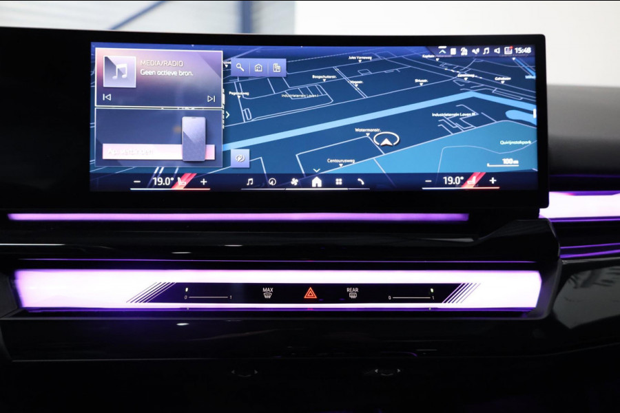 BMW 5 Serie 530e Individual M-Sport BTW/LASER/VIRTUAL/SFEER/PANO/LEER+S.VERWARMING+MEMORY/LMV/360/ACC/ECC/FABRIEKSGARANTIE! BMW 5 Serie 530e Individual M-Sport BTW/LASER/VIRTUAL/SFEER/PANO/LEER+S.VERWARMING+MEMORY/LMV/360/ACC/ECC/FABRIEKSGARANTIE!