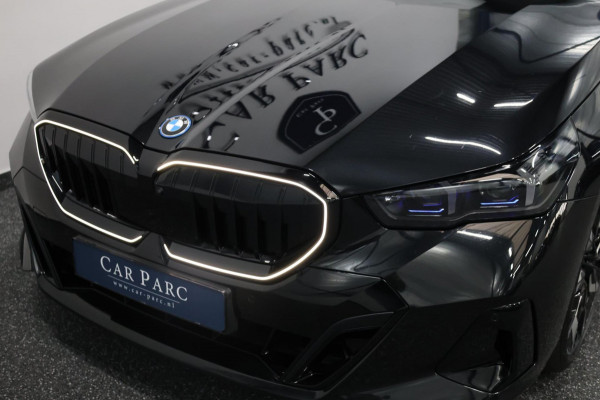 BMW 5 Serie 530e Individual M-Sport BTW/LASER/VIRTUAL/SFEER/PANO/LEER+S.VERWARMING+MEMORY/LMV/360/ACC/ECC/FABRIEKSGARANTIE! BMW 5 Serie 530e Individual M-Sport BTW/LASER/VIRTUAL/SFEER/PANO/LEER+S.VERWARMING+MEMORY/LMV/360/ACC/ECC/FABRIEKSGARANTIE!